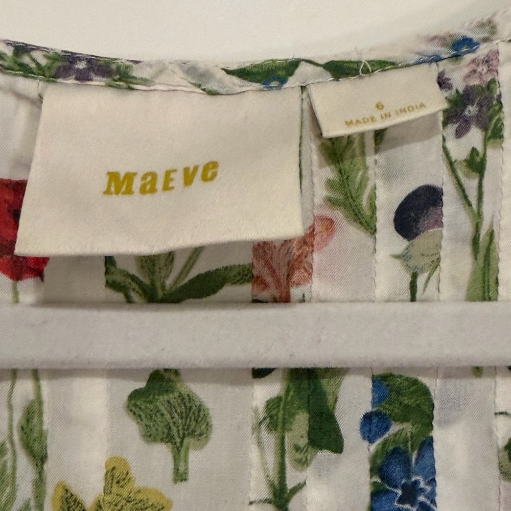 Anthropologie Maeve Fluttered Maya Strawberries Roses Floral Blouse - Picture 9 of 9